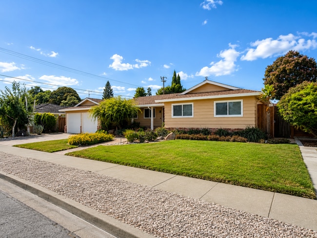 Photo - Beautiful 3-Bedroom Home for Rent in Fremont