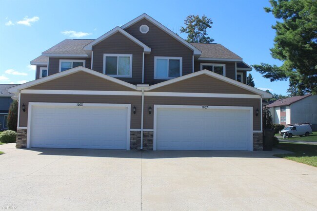 3 br, 2.5 bath Duplex - 414 N Saginaw Rd 4... - 3 br, 2.5 bath Duplex - 414 N Saginaw Rd 4... Townhome