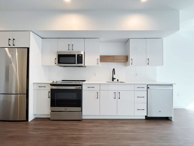 Photo - Spur Apartments