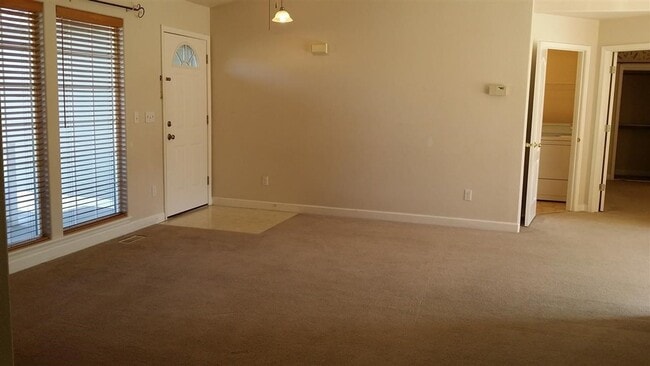 Photo - Boise, 3Bd/2Bth/2Car, 1332 Sqft,