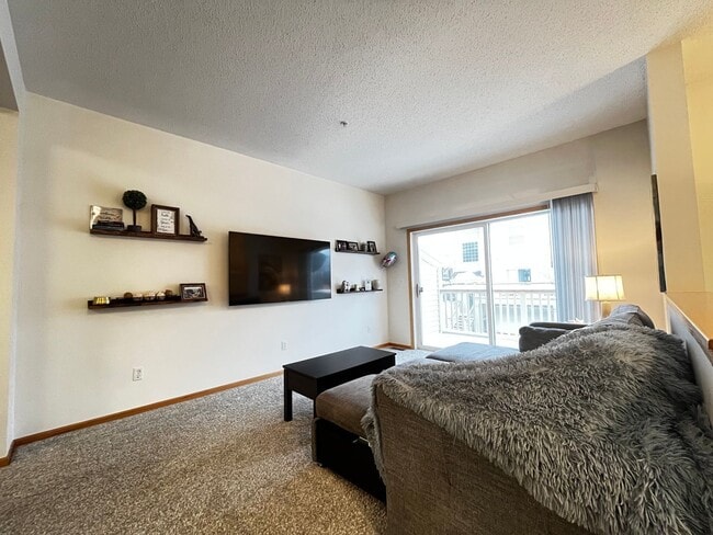 Photo - 13815 54th Ave N