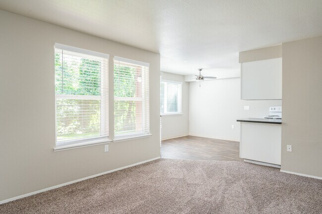 Photo - The Crossings