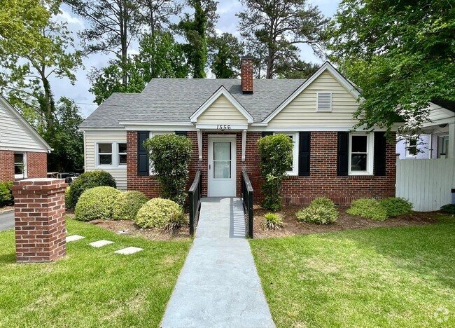 Building Photo - OFFICE SPACE in Forest Acres Rental