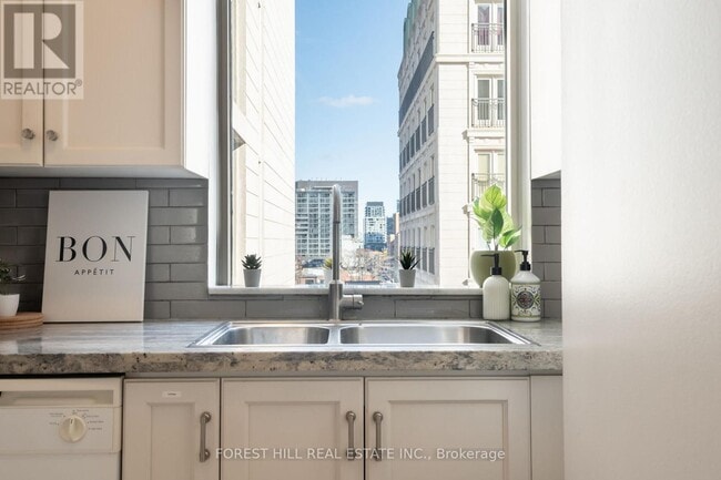 Photo - 115 Richmond St E Unité 701