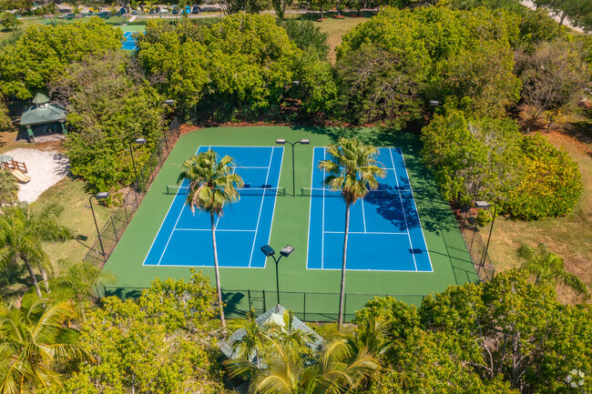 Aerial - Club Mira Lago Rental