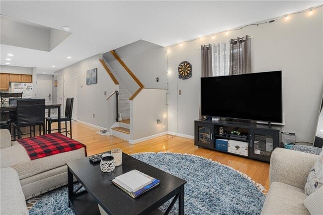 Photo - 3524 W Shore Rd Unit 505