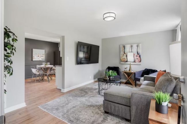 Photo - 179 Anderson Ln Unit B