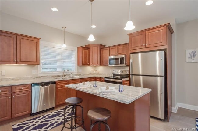 Photo - 24 Mill Pond Dr