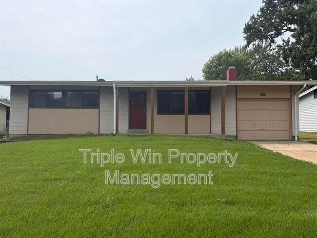 Photo - 10319 Varnum Dr
