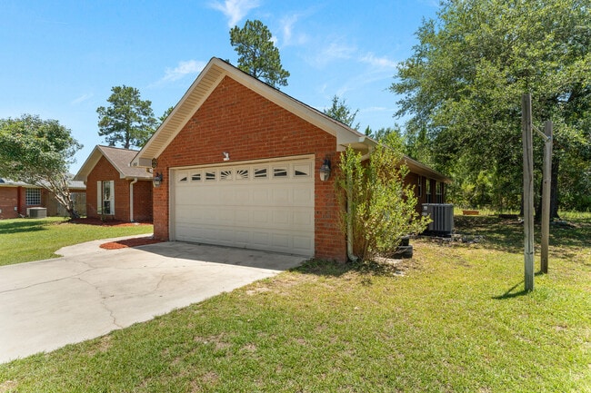 Photo - 107 Shallowford Cir