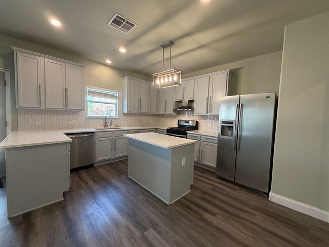 Photo - 3604 Sandy Brook Dr