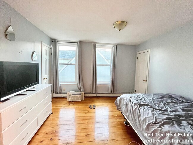 Photo - 15 Sewall St