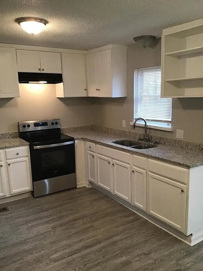 Photo - 1205 Widgean Dr