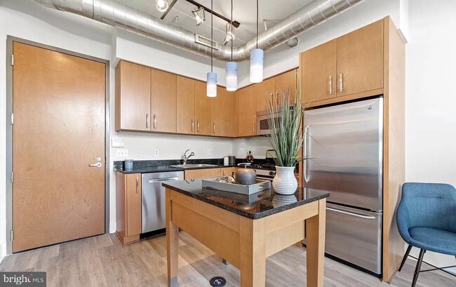 Photo - 2301 Champlain St NW Unidad 111