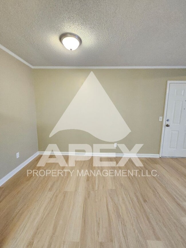 Photo - MOVE-IN SPECIAL,NO RENT TIL JUNE 1ST! - 3 Bd | 2 Ba 1st Floor Condo in West Knoxville! Unidad 1841-113