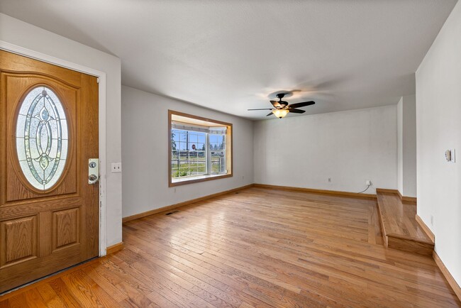 Photo - 17916 40th Ave E