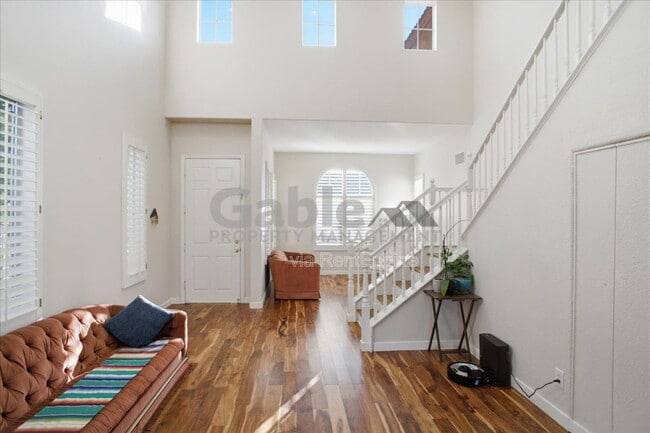 Photo - 27946 Periwinkle Ln
