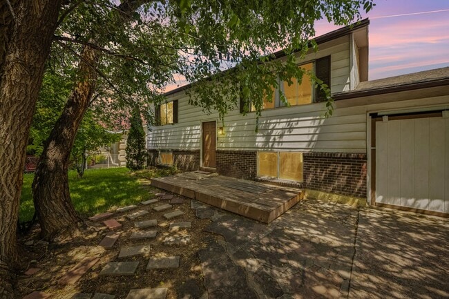 Photo - 1551 Chadwick Dr