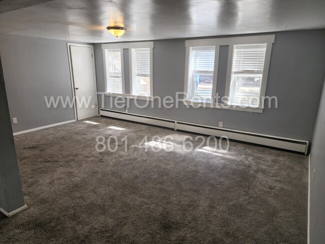 NO DEPOSIT option available for qualified ... - NO DEPOSIT option available for qualified ... Apartment Unit B