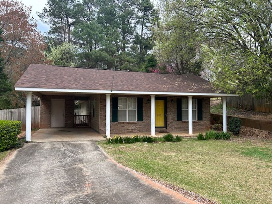 Photo - 785 Iroquois Circle Auburn, AL 36830