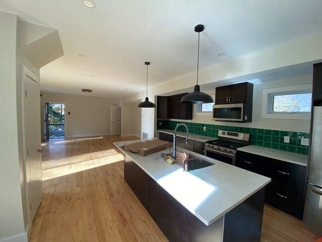 Photo - 81 Havermans Ave