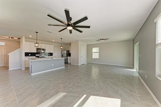 Photo - 3386 Hilltop Cir