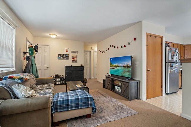 Photo - 7 Pheasant Walk Unit 3