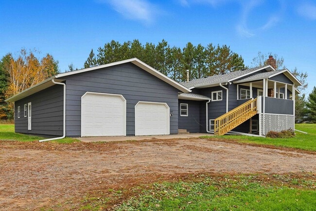 Photo - 1681 Mahogany St Unit Upper