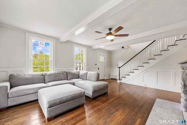 Photo - 771 Watertown Rd