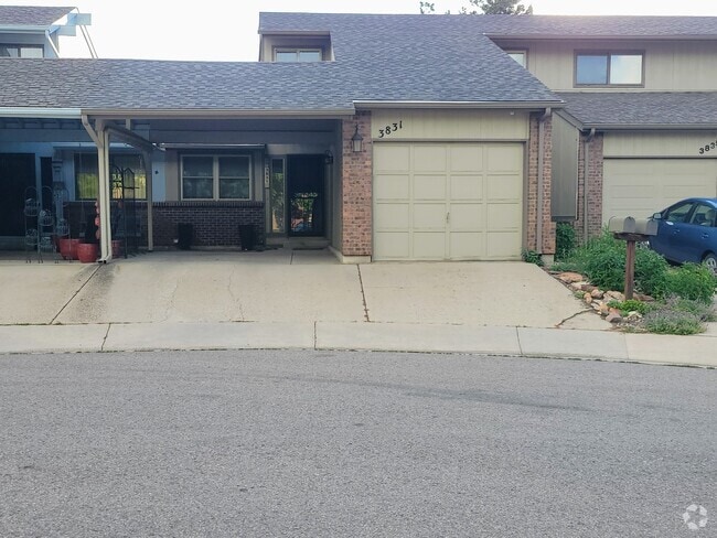 Building Photo - 3831 Apache Ct W Rental