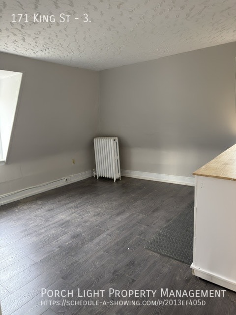 Photo - 2 Bedroom in FANTASTIC walkable St. Catharines Location Unit 3.