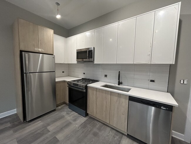 Photo - 5912 N Nashotah Ave