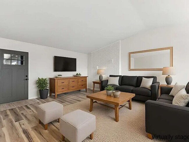 Photo - 252-254 Unidad 254