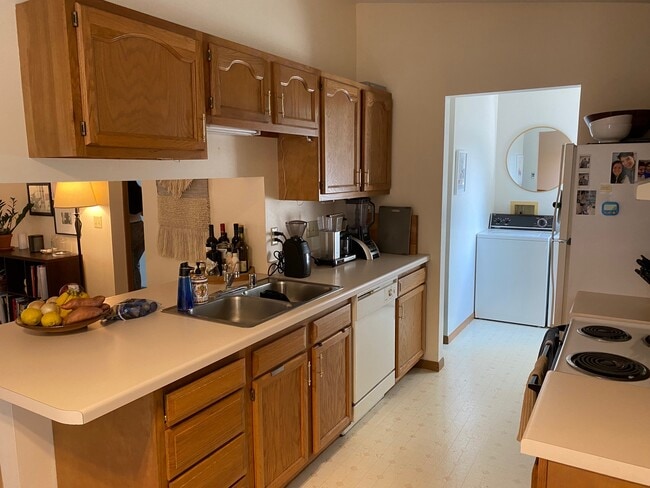 4809 Kim Ln Unidad 5