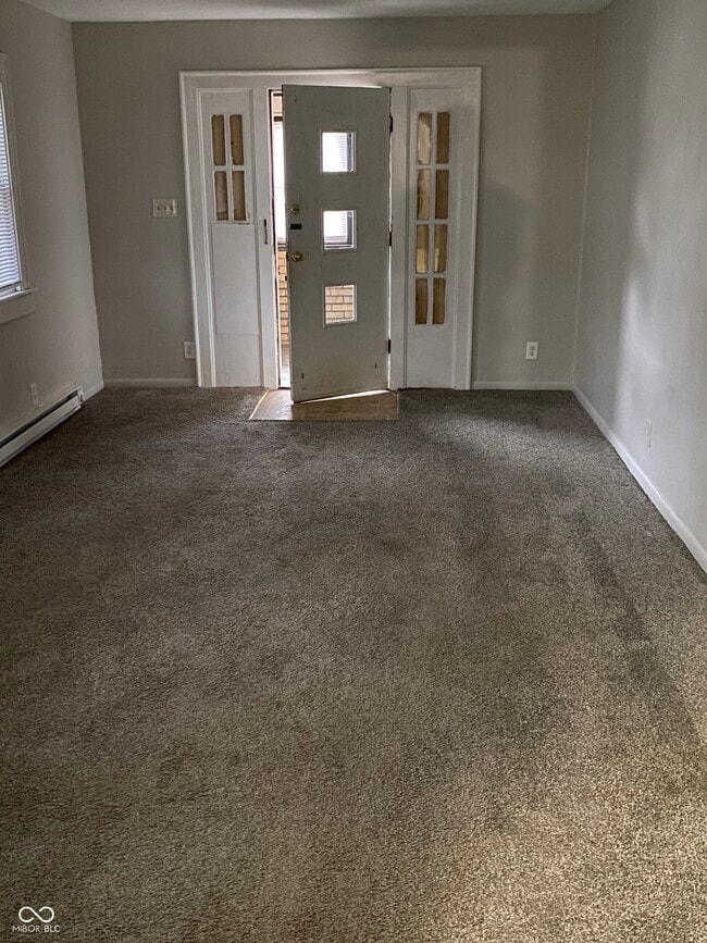 Photo - 5358 Winthrop Ave