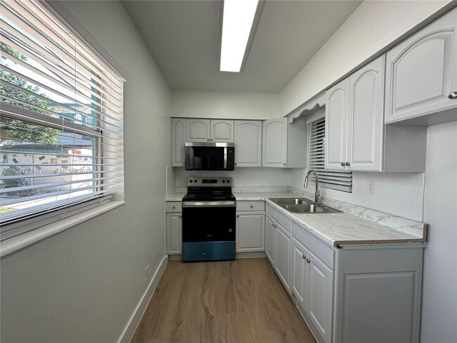 Photo - 4300 Sea Grape Dr Unidad 5