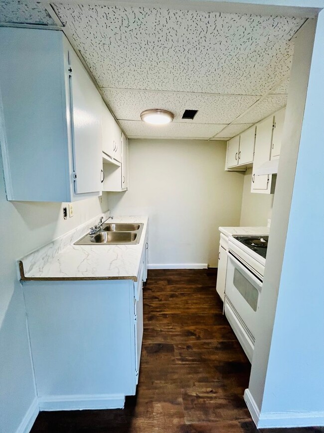 Town Pointe Apartments