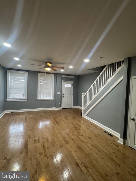 Photo - 3221 Lyndale Ave