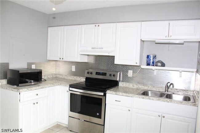 Photo - 334 Cape Coral Pkwy W Unidad 1