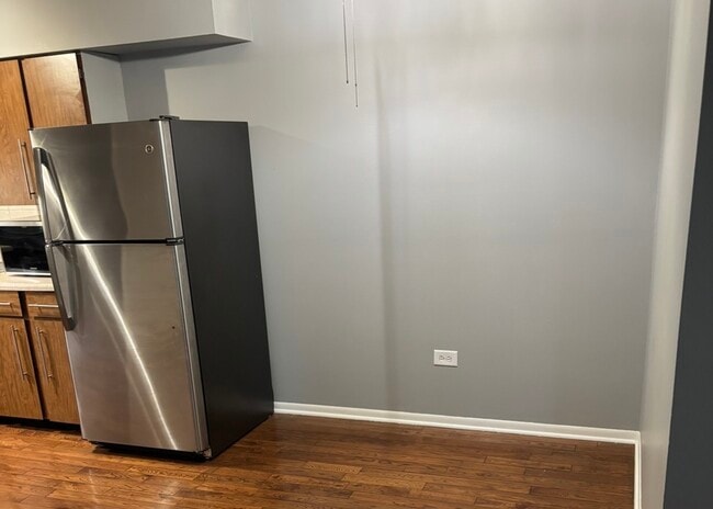 Photo - 18361 Glen Oak Ave