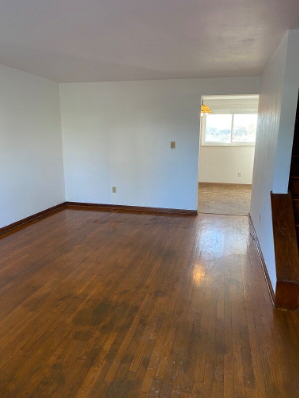 Photo - 128 Spring Ln Townhome