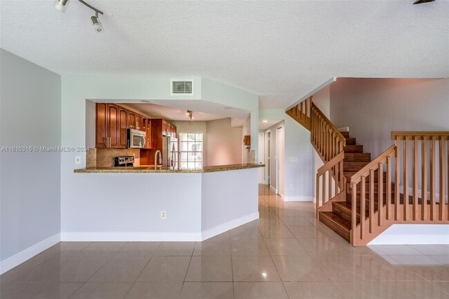 Photo - 8147 Southgate Blvd