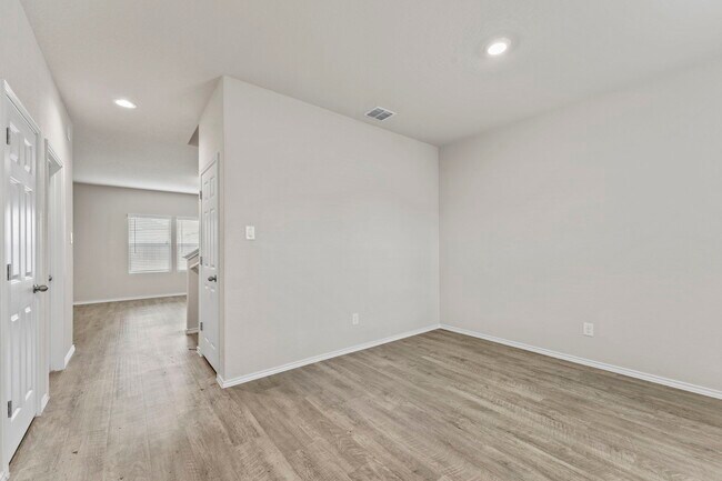 Photo - 7115 Mesa Cliffs