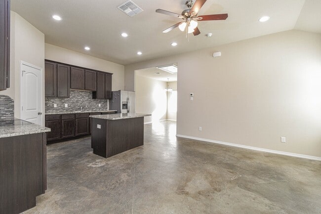 Photo - 15786 Cottonwood Dr