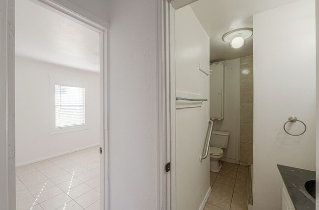 Photo - 2 Room 1 Bath Cottage with Huge Backyard