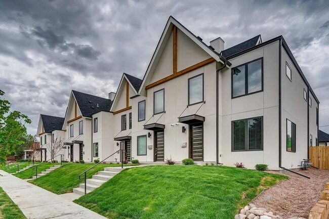 Amenity - Packed 3 Bedroom Townhome for Rent - Amenity - Packed 3 Bedroom Townhome for Rent