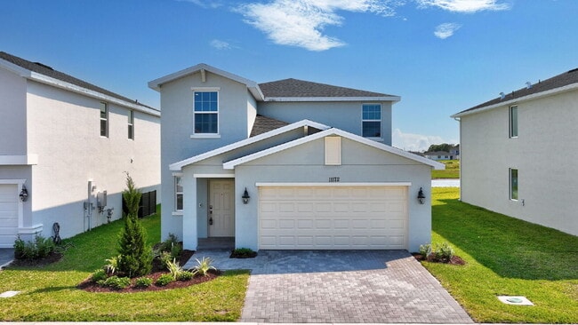 Photo - Luxurious Living: Spacious 5-Bedroom Home with Scenic Views in Port Saint Lucie!