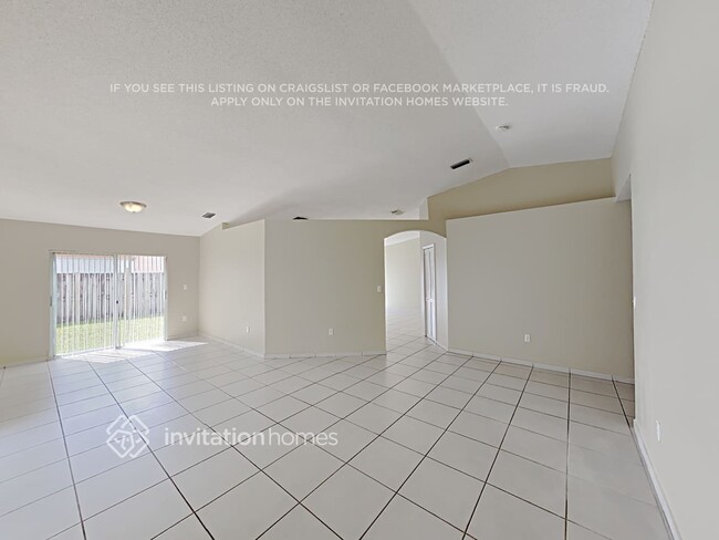 Photo - 14310 SW 9th Terrace