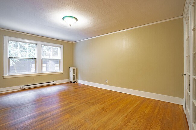 Photo - Swansonia Apartments