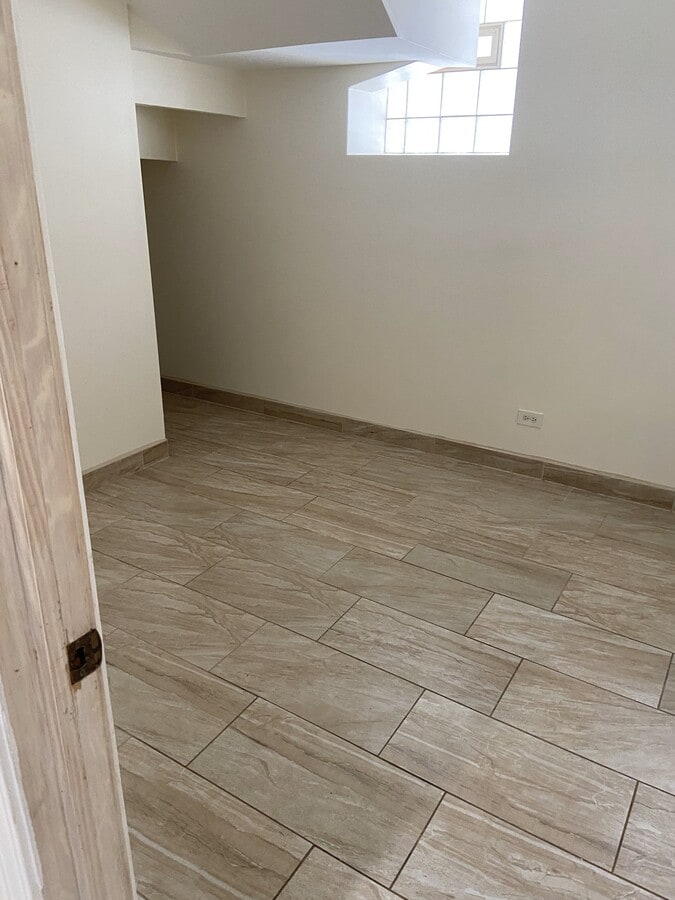 Photo - 3327 W Adams St Unit 2